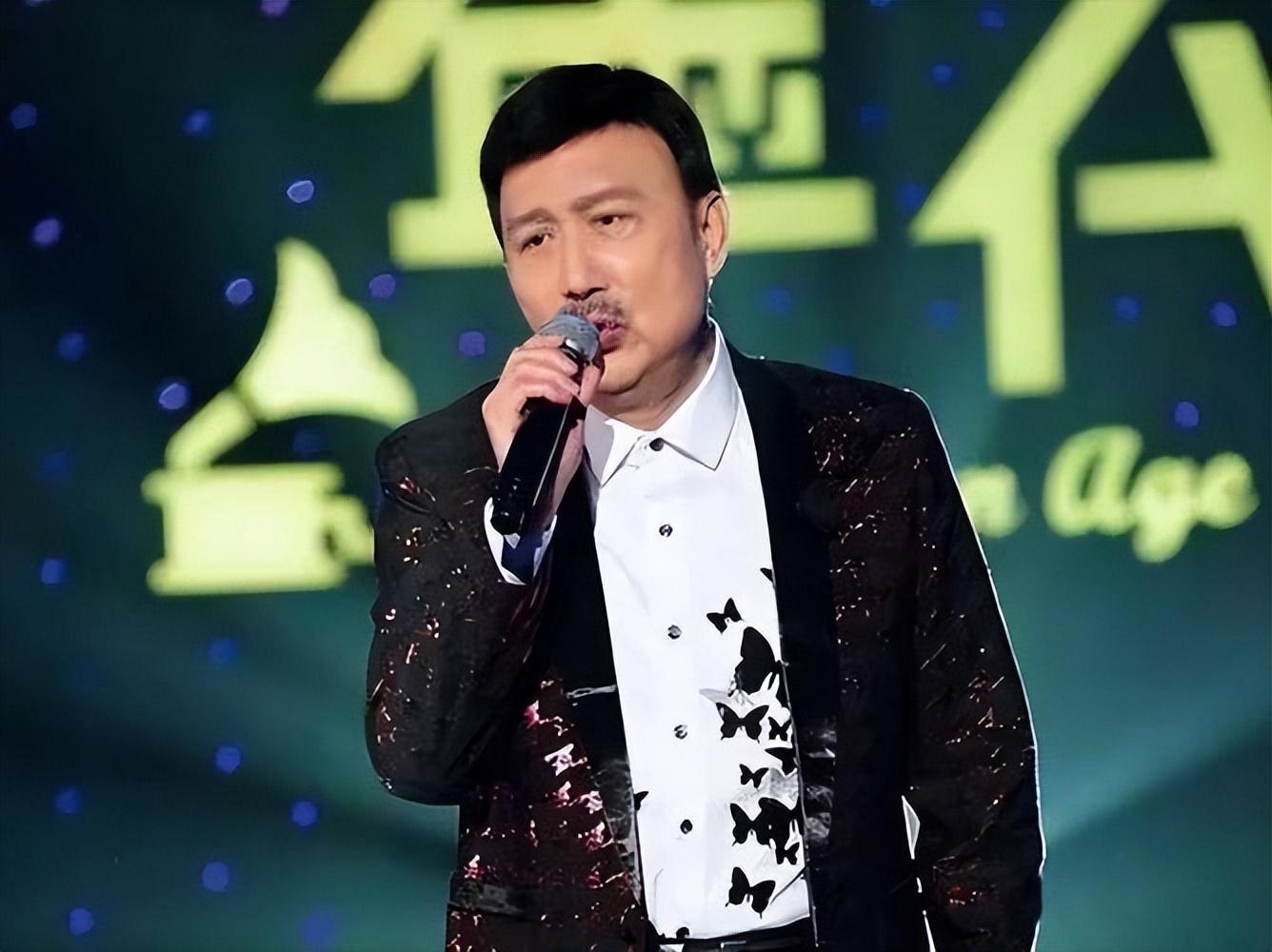 火箭训练营首日：范弗利特确认出战中国赛 乌度卡复盘上赛季得失